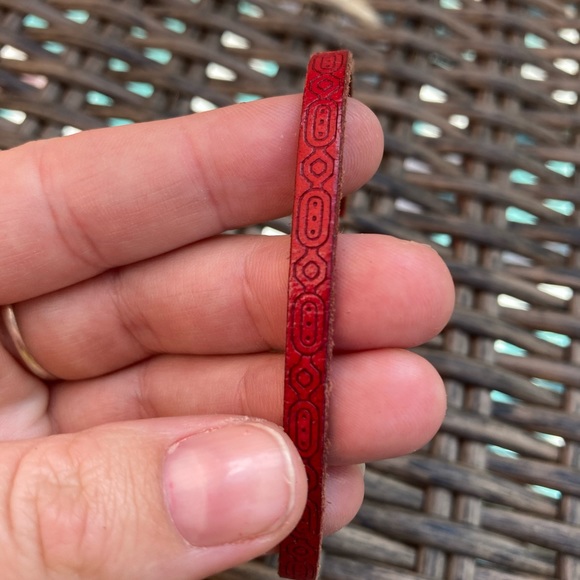 Minimalist bracelet - Picture 3 of 3